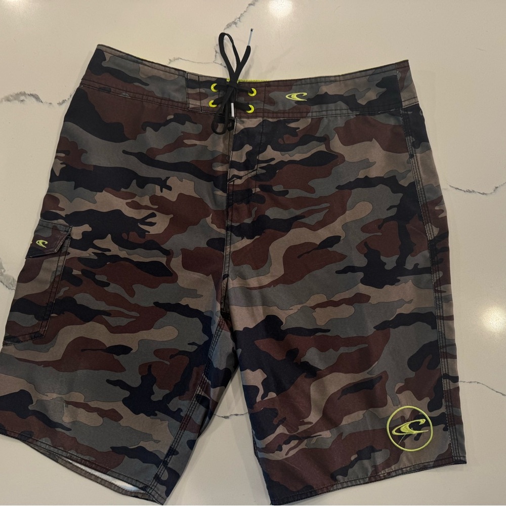 O'Neill Men's Camo Boardshorts in Olive, Black and Brown